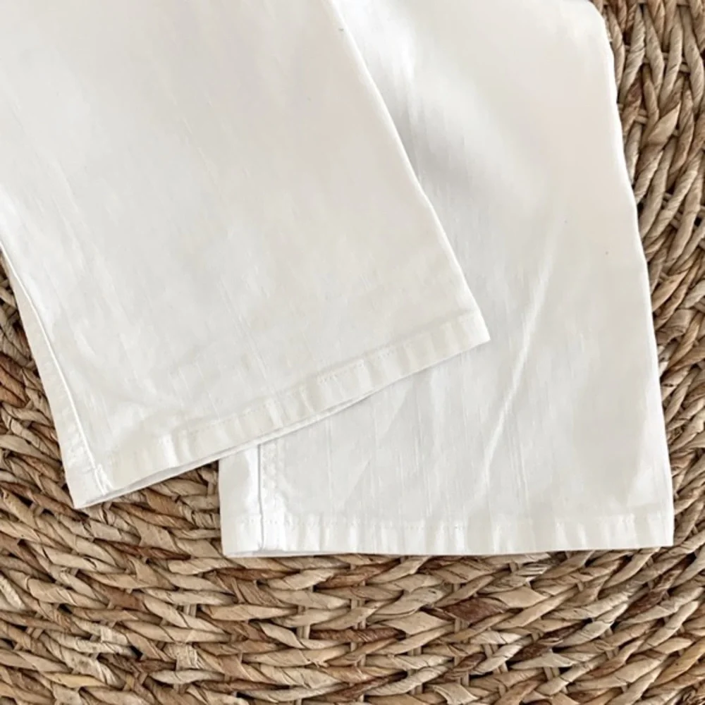 WHBM White Blanc Bootcut Jean - Picture 8 of 14